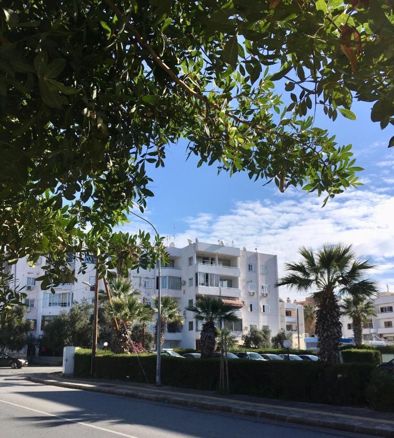 Sunset Seaview Studio Apartment Paphos Exterior photo